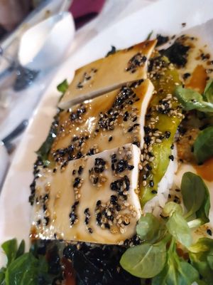 Aguacate yamaoka con tofu at Yamaoka in San Lorenzo De El Escorial