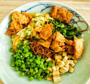 Bee hoon set, almost exact the same ingredients with their Thunder Tea 😂 at The Good Food Life in Central Singapore