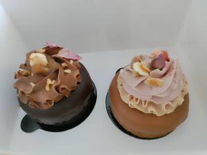 Choco bomb at Emazing Cake Shop in Ljubljana