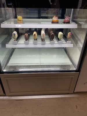 Cake Popsicles  at Emazing Cake Shop in Ljubljana