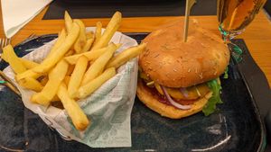 Fries can be replaced by salad upon request at Good  in Esposende