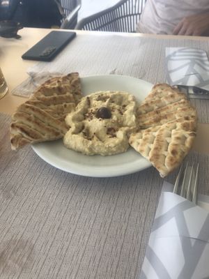 Hummus and pitta starter  at Jasmine in Corfu