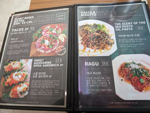  at Darc-en-Ciel in Seoul