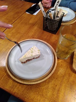 Vegan raw key lime pie at Bodja in Brussels