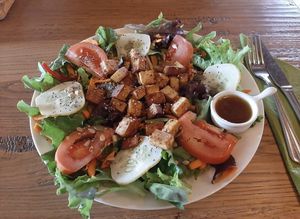 Roasted tofu salad  at Tibetan Convention Tea House in Florennes