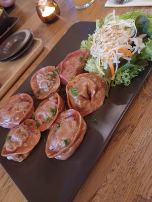 Vegan momo's 'dawa' at Tibetan Convention Tea House in Florennes