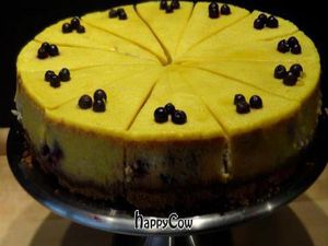 'cheese'cake Lemon/blueberry at Vegan Folie's in Paris