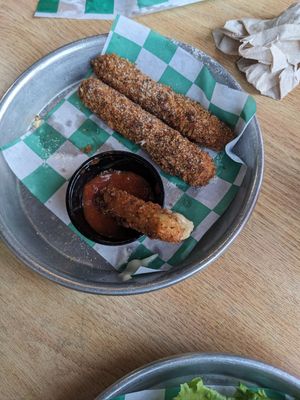Mozzarella sticks at Twisted Plants in Milwaukee