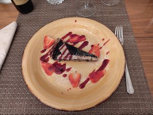 Cake with jam at Manu Cucina E Vino in Genoa