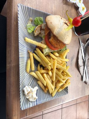 Vegan chicken burger   at Marivent in Mallorca