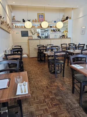 Last lunch order taken at 230pm at Plants of Roselyn in South East London