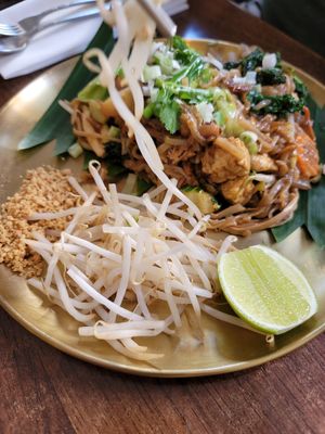 Pad Thai at Plants of Roselyn in South East London