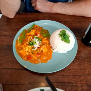 Peanut satay tofu 🥜😋 at Plants of Roselyn in South East London