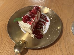  Lemongrass raspberry cheesecake   at Plants of Roselyn in South East London