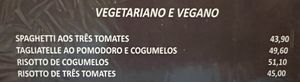Menu section identifying vegan and vegetarian options   at Piatti & Vino in Petrolina