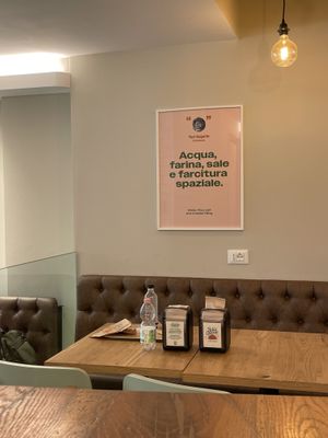 Inside  at Bello Garno Il Cassone Riminese in Bologna