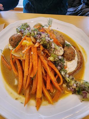 Jeju carrot at Rooted 루티드 in Seoul