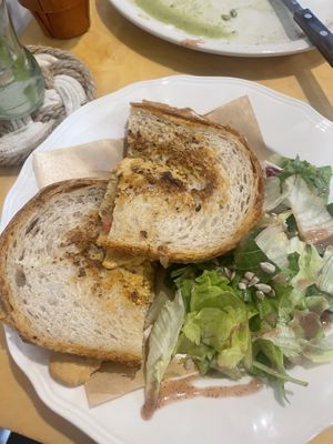   at Rooted 루티드 in Seoul