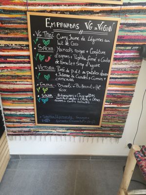 Empanadas menu at CrUsH in Namur