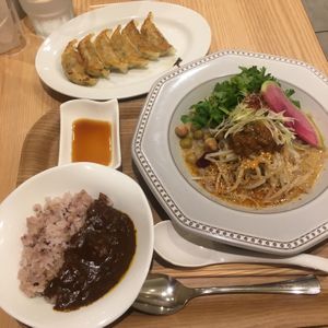 Set at T's Tantan - Tokyo JR Station in Tokyo