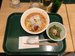shiro tan tan and karage at T's Tantan - Tokyo JR Station in Tokyo