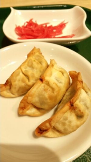Deep fried dumpping at T's Tantan - Tokyo JR Station in Tokyo