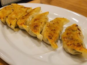 6 piece gyoza at T's Tantan - Tokyo JR Station in Tokyo