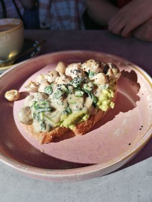  at Mayhap in Manchester