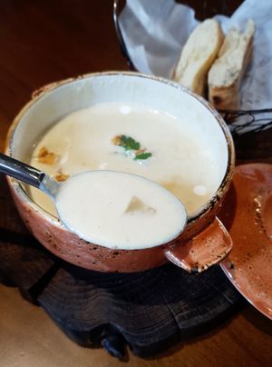 Chestnut soup - close-up at Lazy Farmers in Seoul