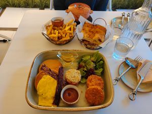 Brunch set at Lazy Farmers in Seoul