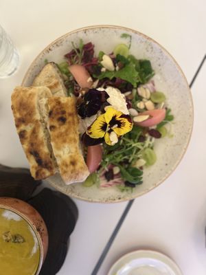 Peach salad  at Lazy Farmers in Seoul