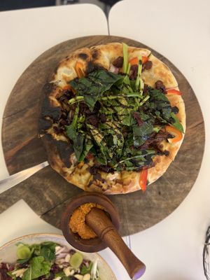 Meatball pizza  at Lazy Farmers in Seoul