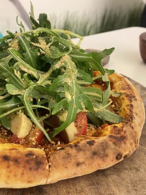 Tomato rucola pizza   at Lazy Farmers in Seoul