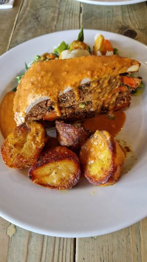 Vegan Tikka Masala, mixed bean and spinach pie at New Forest Inn in Lyndhurst
