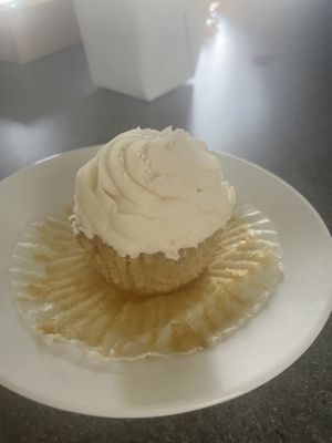 Vegan orange dreamsicle cupcake  at The Flying Cupcake - Massachusetts Ave in Indianapolis