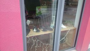 Outside at avesu - Schivelbeiner in Berlin