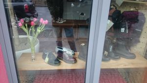 Outside at avesu - Schivelbeiner in Berlin