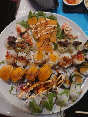  at Poke & Pizza House in Lisbon