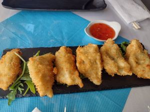  at Poke & Pizza House in Lisbon