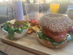 Spicy vegan chicken   at Bagels & Beers in Girona