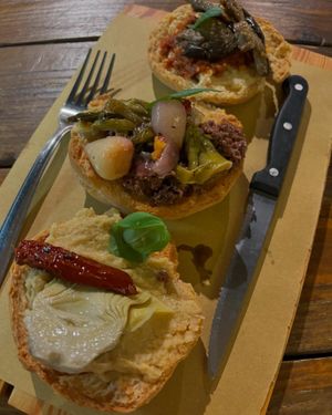 Tapas di friselle  at Drogheria Pugliese in Ostuni