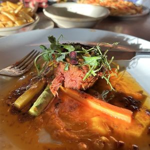 Plant based tournedos, groente, vegan Zee friet, vegan sambal jus (vegan steak, veggies & fries)  at Strandclub Zee in Ouddorp