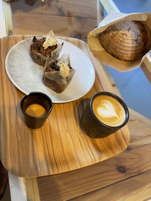 Sugar free Baked oats, oat flattie and sourdough   at Picnic in Sagres