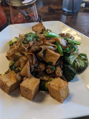Pad See You with fried tofu at Davan Thai Cuisine in Stayton