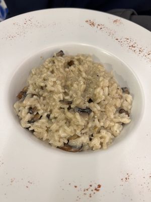  at Veganissimo in Santorini