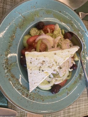 Vegan Greek salad 🥗   at Veganissimo in Santorini