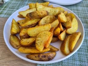 Potatoes at Veganissimo in Santorini