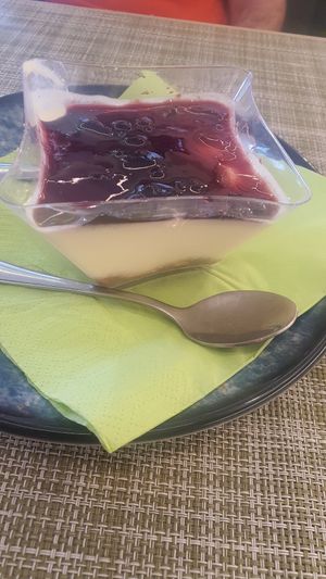  at Veganissimo in Santorini