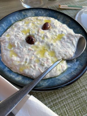 Tzatziki  at Veganissimo in Santorini