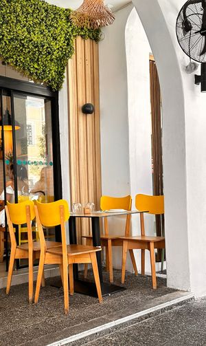 Outdoor seating  at Veganissimo in Santorini